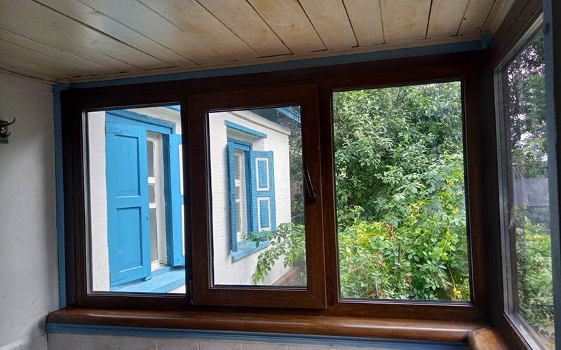 Optimum options for glazing the veranda
