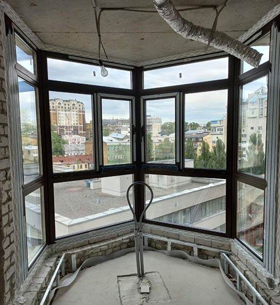 High plastic paporama kitchen windows