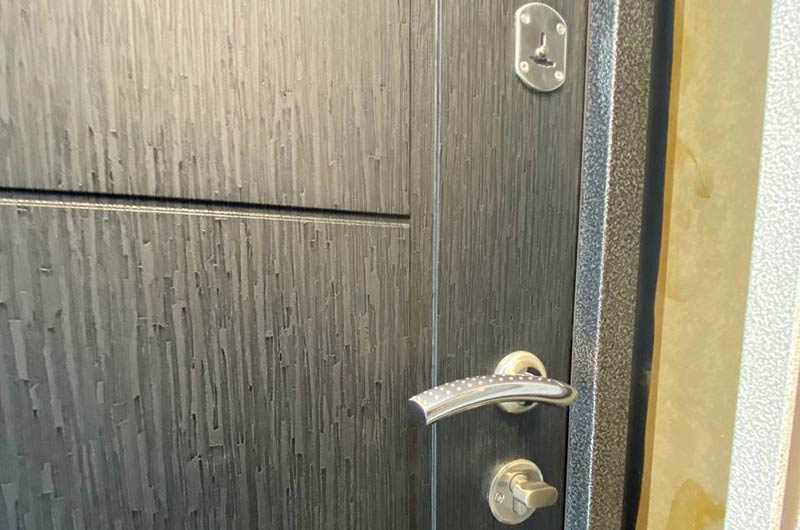 Metal door 60 cm