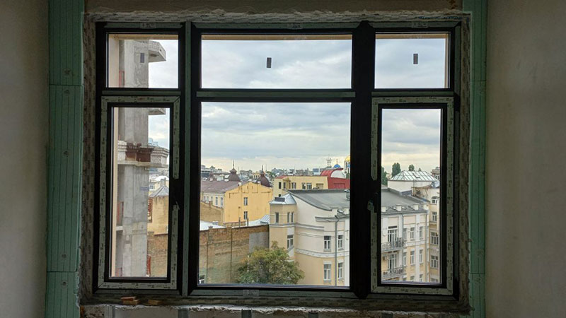Verglasung einer Dreizimmerwohnung